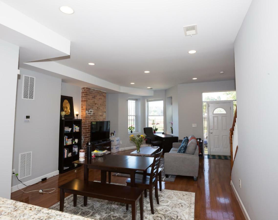 Steps To Convention Center, Downtown Dc, And Metro Station: Private And Comfortable Bedroom/Bathroom Washington Exterior photo